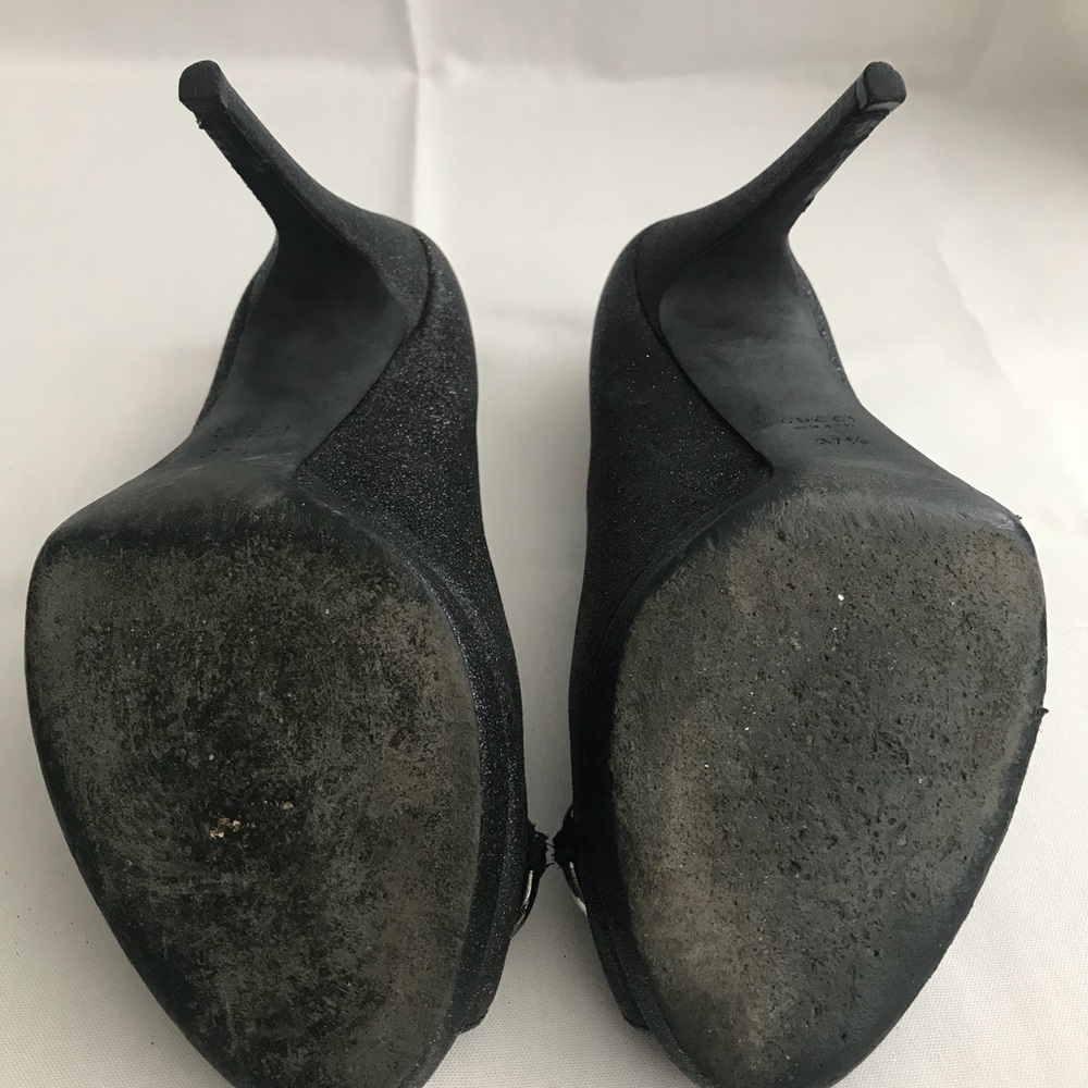 Gucci Heels - Picture 6 of 7